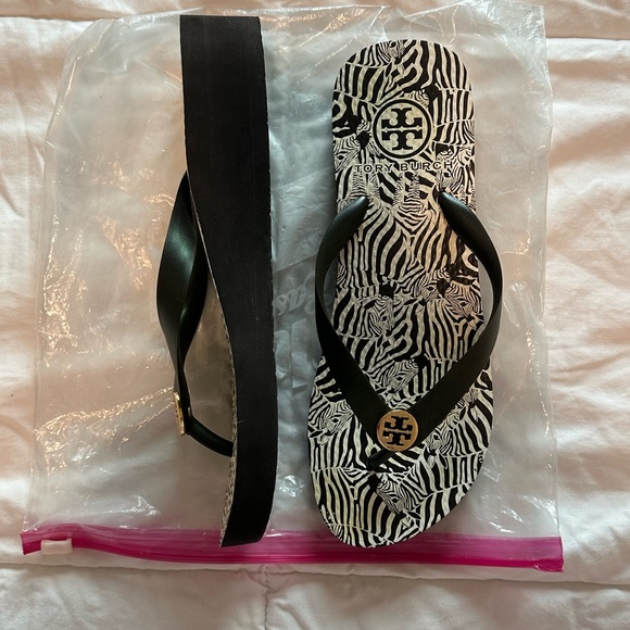 Tory Burch Zebra Print Sandals in Black and White - Picture 4 of 5